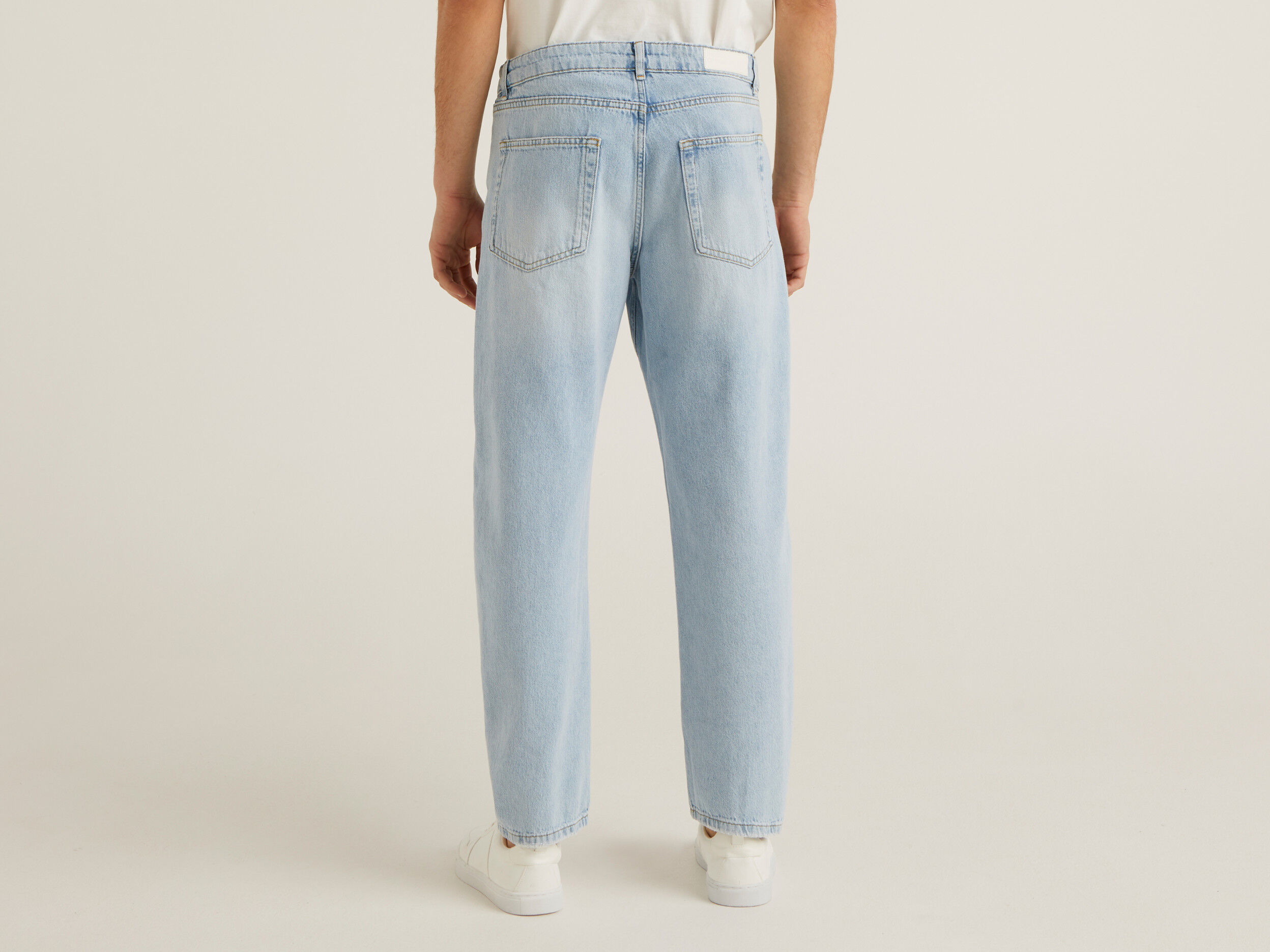 Pull&Bear tapered carrot fit Jeans In Black | ASOS